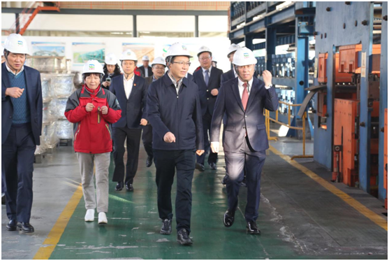 省联社党委书记胡建斌一行来扬州调研座谈